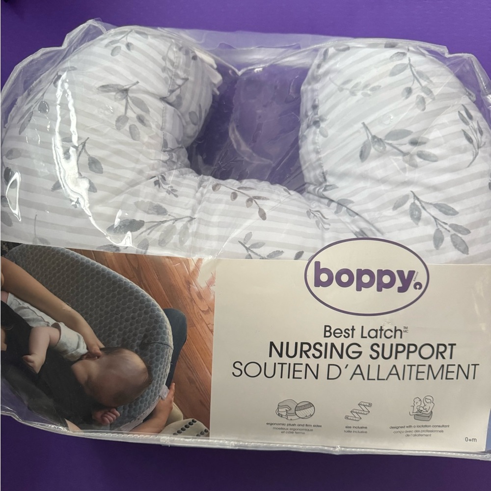 Boppy Nursing Support Pillow best latch